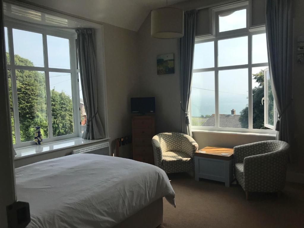 Cornerways (Ventnor)