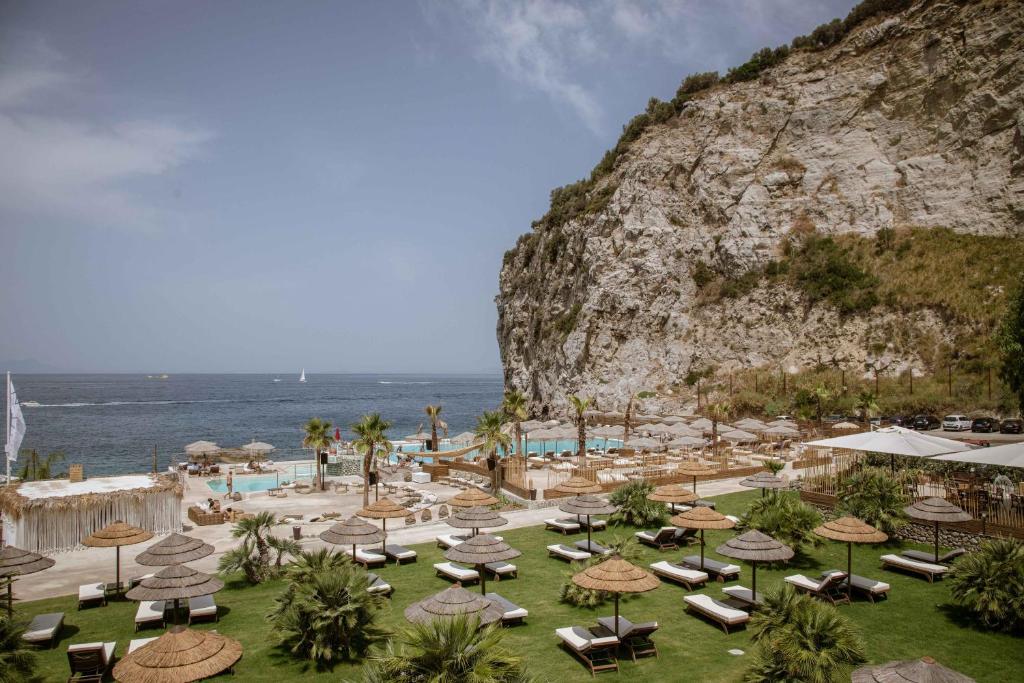 Maya Beach Resort (Massa Lubrense)