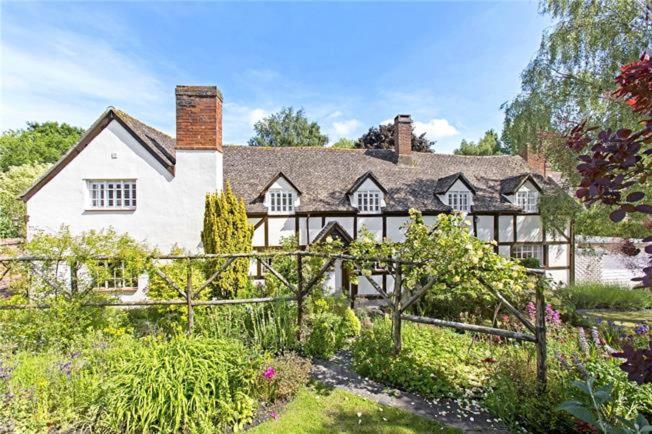 Monkspool B&B (Church End)