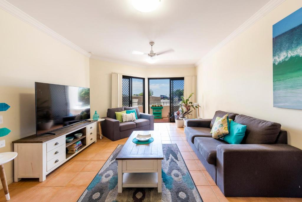 Breakers 1 3 LJHooker Yamba