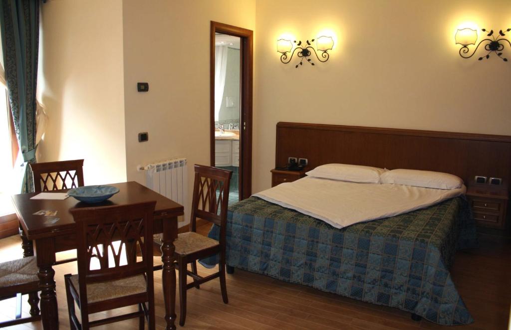 Altea Suites (Pomezia)