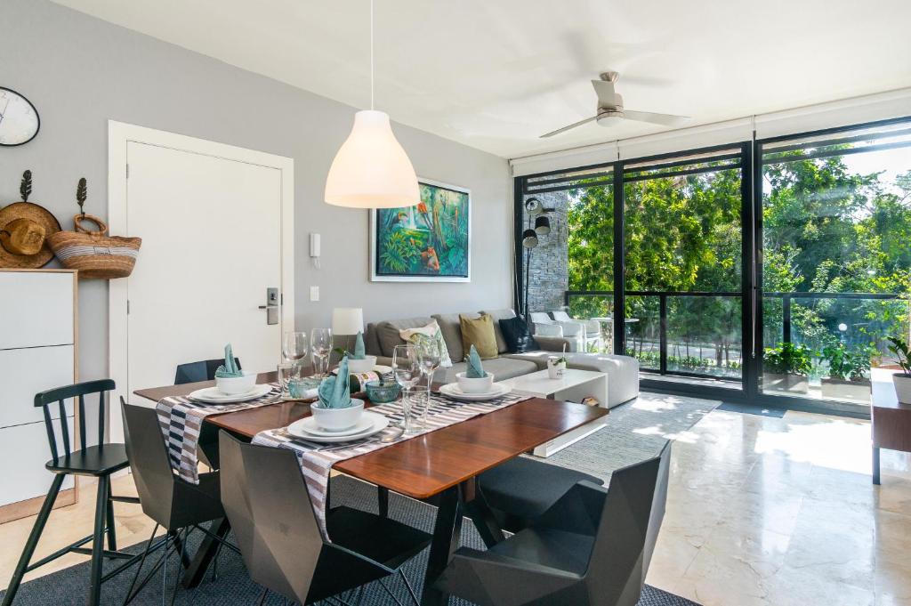 Luxury Condo with WiFi