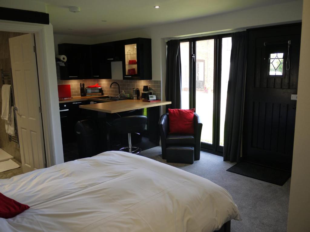 Barn Owl Lodge