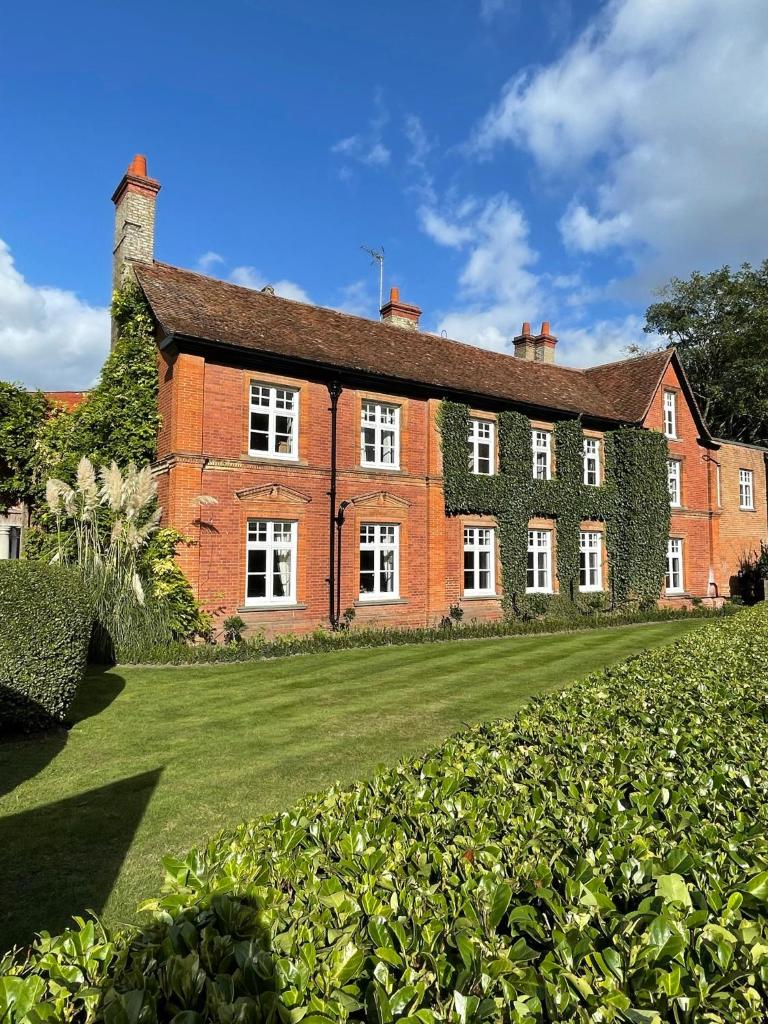 Worlington Hall (Worlington)