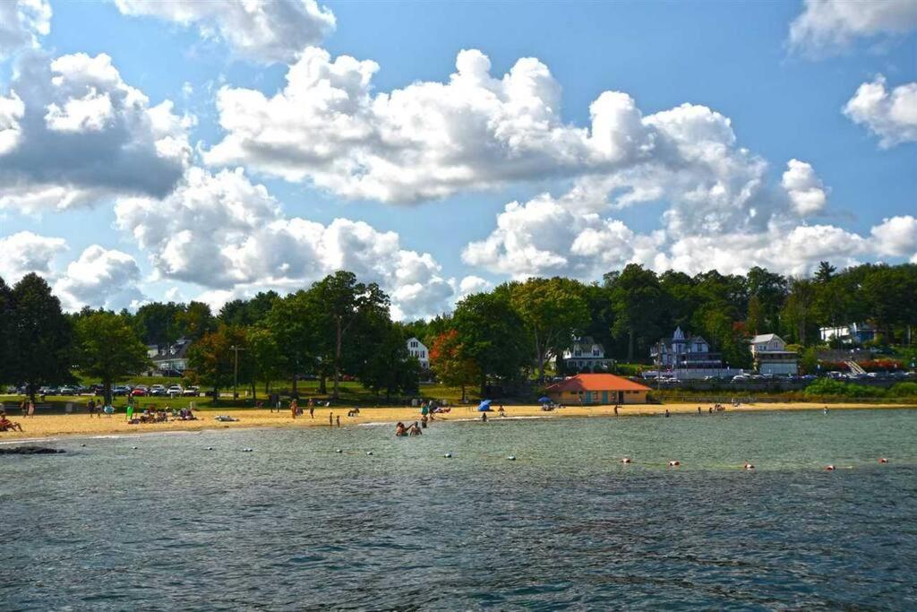 2 Bdrm Condo walking distance to Weirs Beach (Laconia)