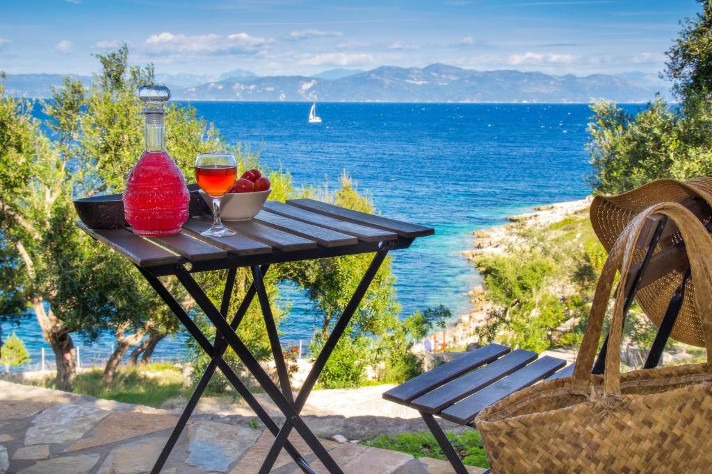 PaxosBlue Suites & Villas (Gaios)
