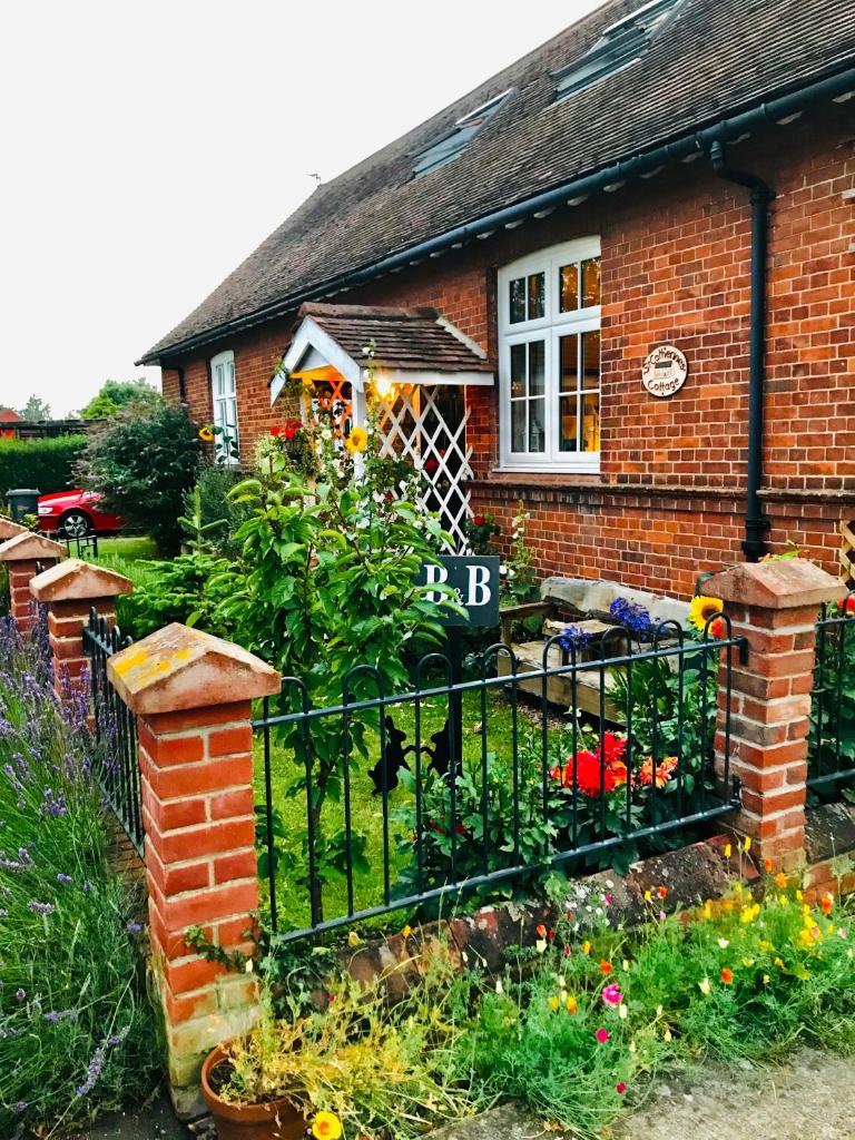 St.Catherine`s Cottage (Long Melford)