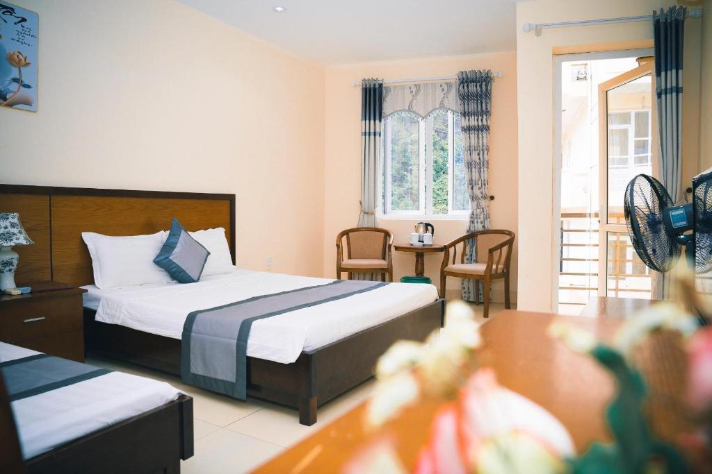 Catbahotel206