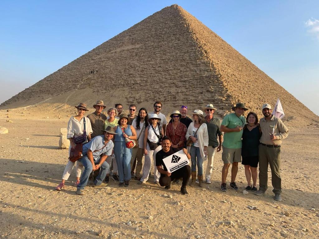Cozy Studios Pyramids View