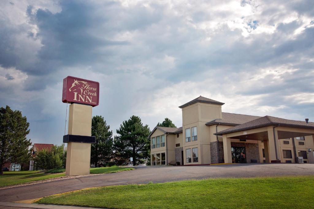 Horse Creek Inn (McCook)