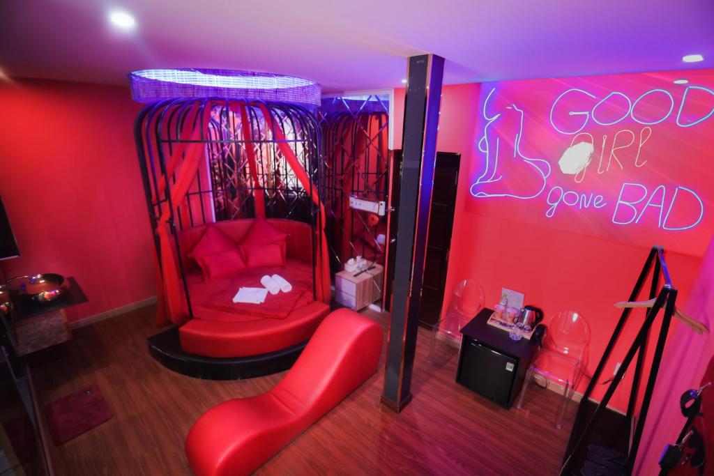 Dubai Luxury Hotel & Massage