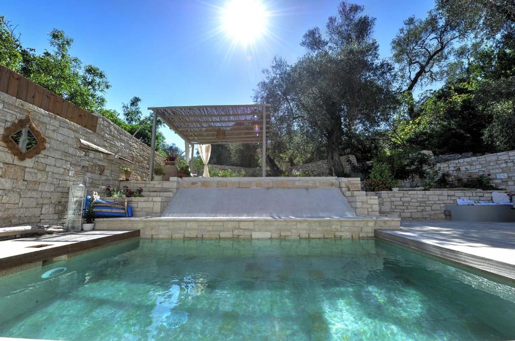 Leonora House by Paxos Retreats (Arvanitakaíïka)