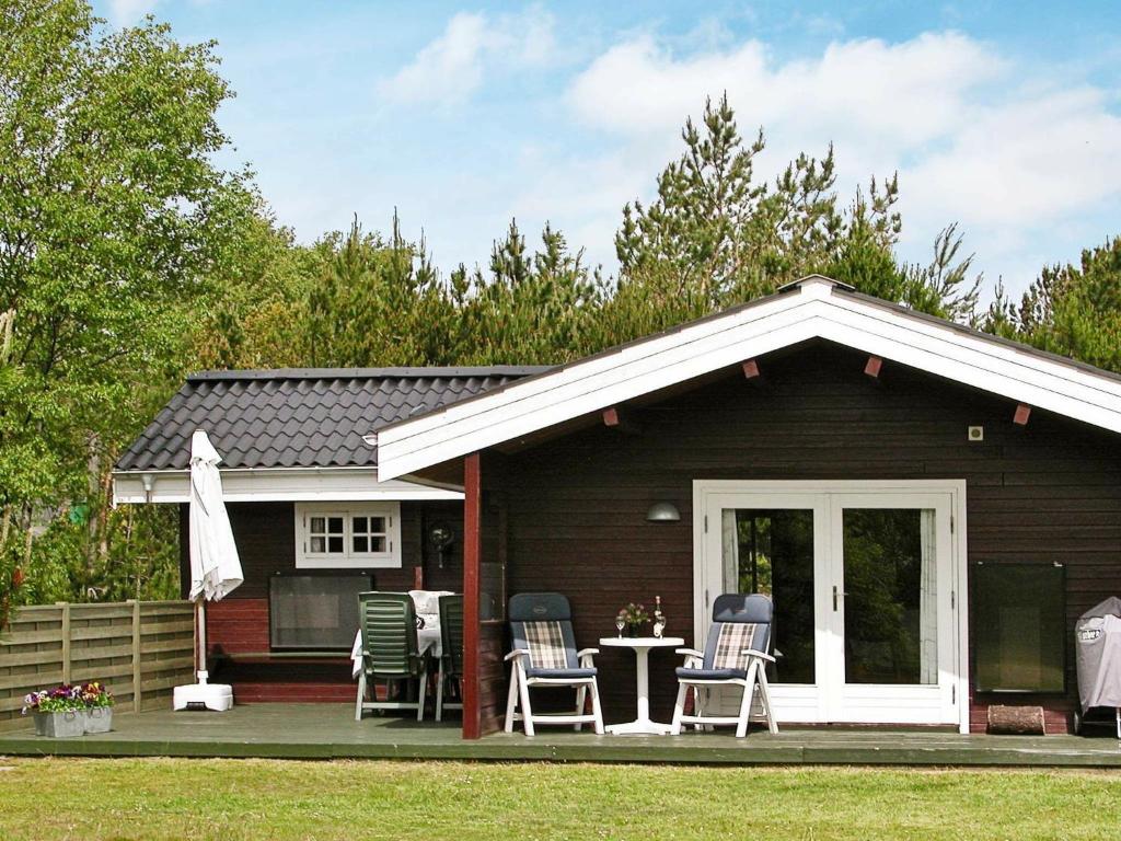 Three-Bedroom Holiday home in Ålbæk 48 (Ålbæk)