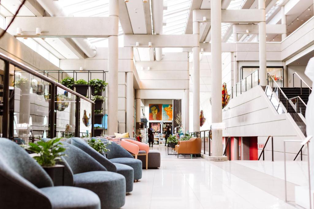 Hotel Murano (Tacoma)