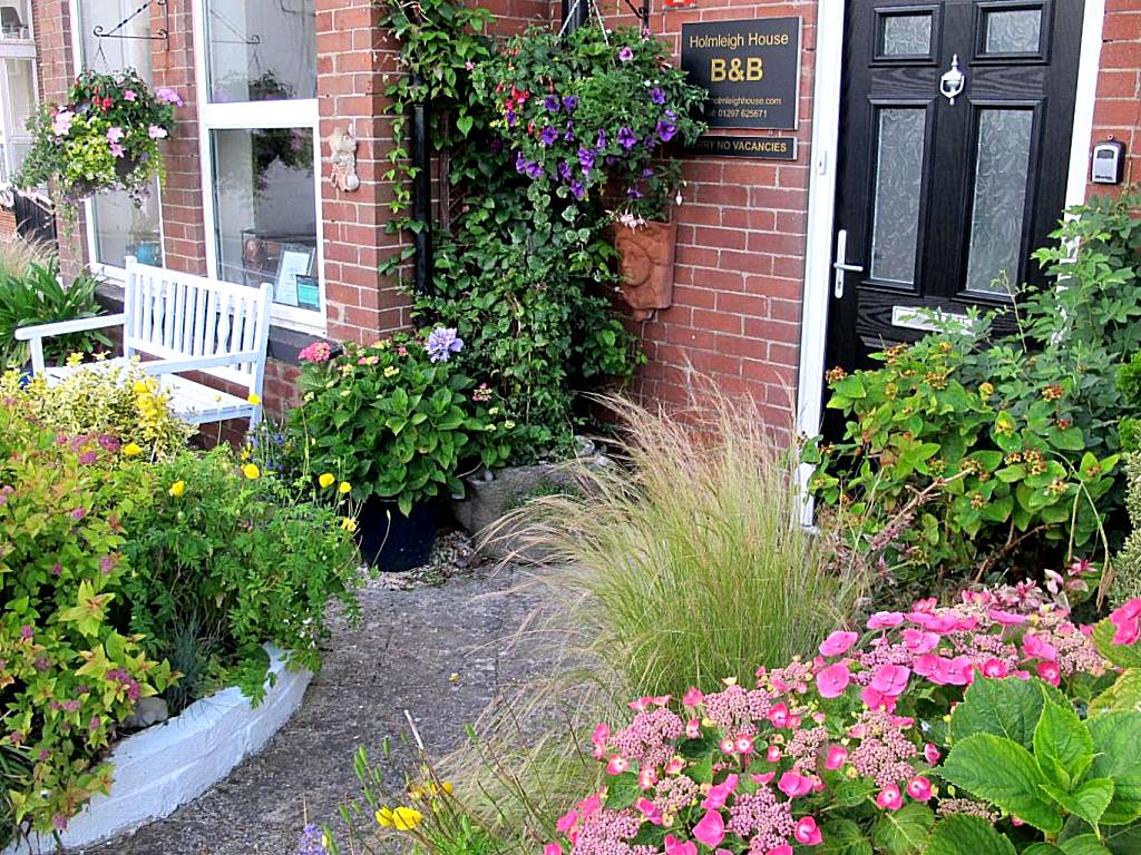 Holmleigh House Bed and Breakfast (Seaton)