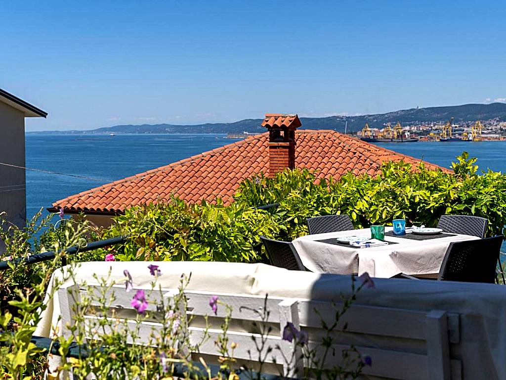 Muggia Uphill B&B (Muggia)