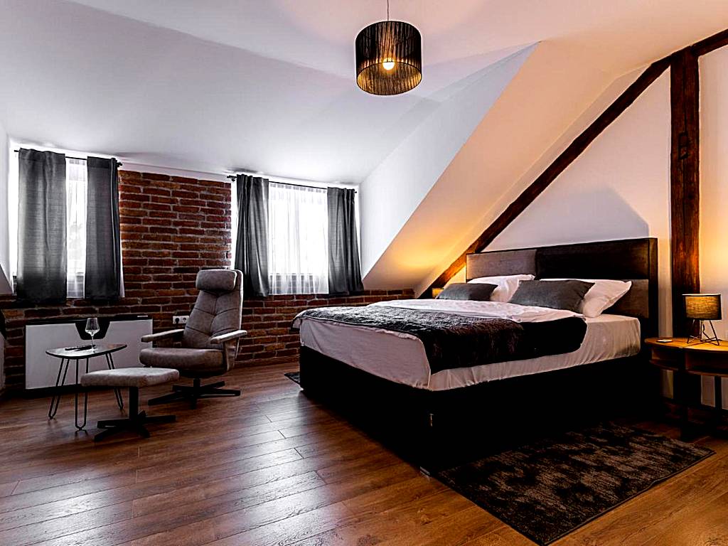 DreamHouse7 rooms