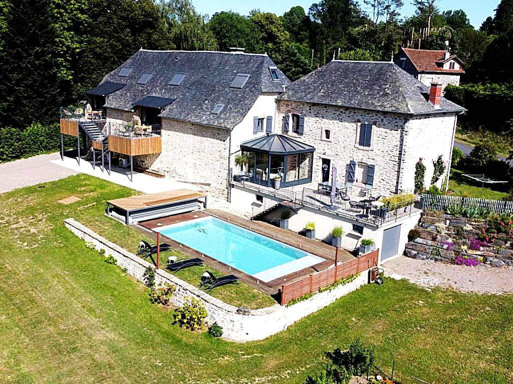 Au Relais de Laborde (Saint-Germain-les-Vergnes)