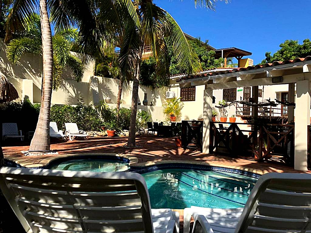 Hemels Curacao