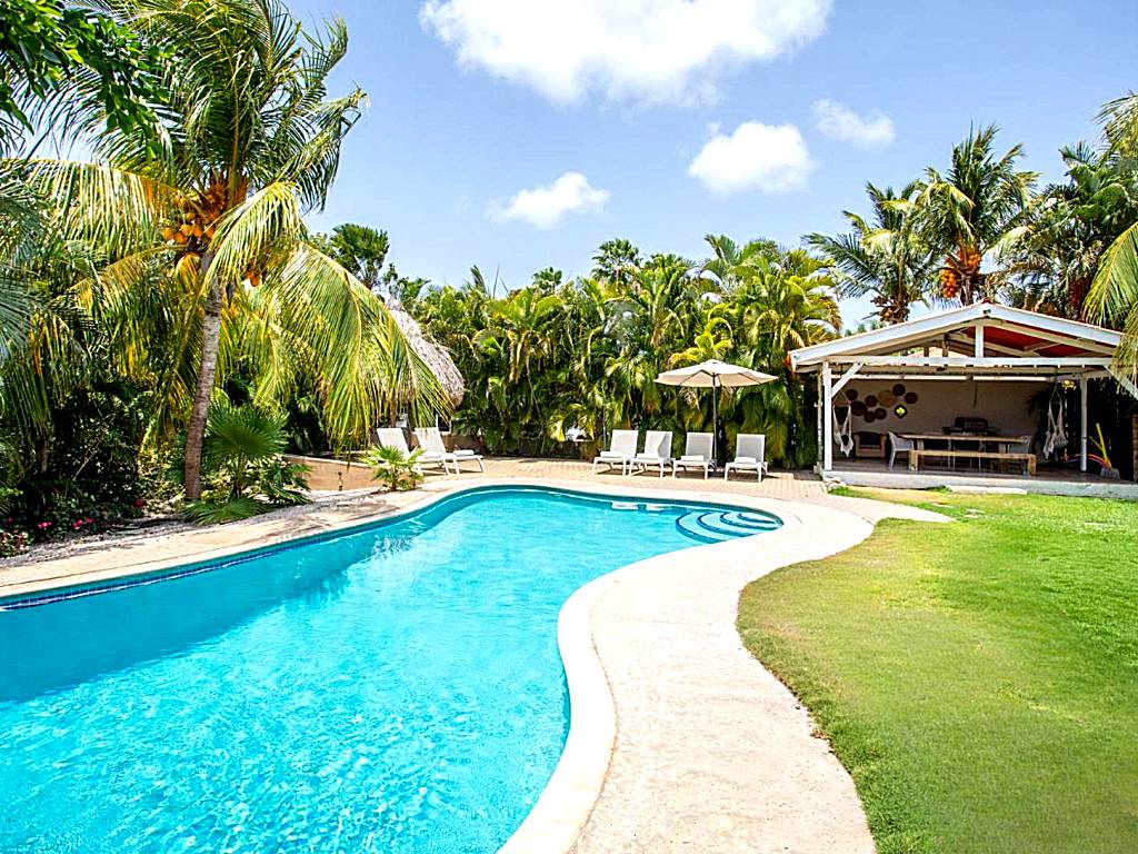 TUK Tropical Boutique Resort Jan Thiel