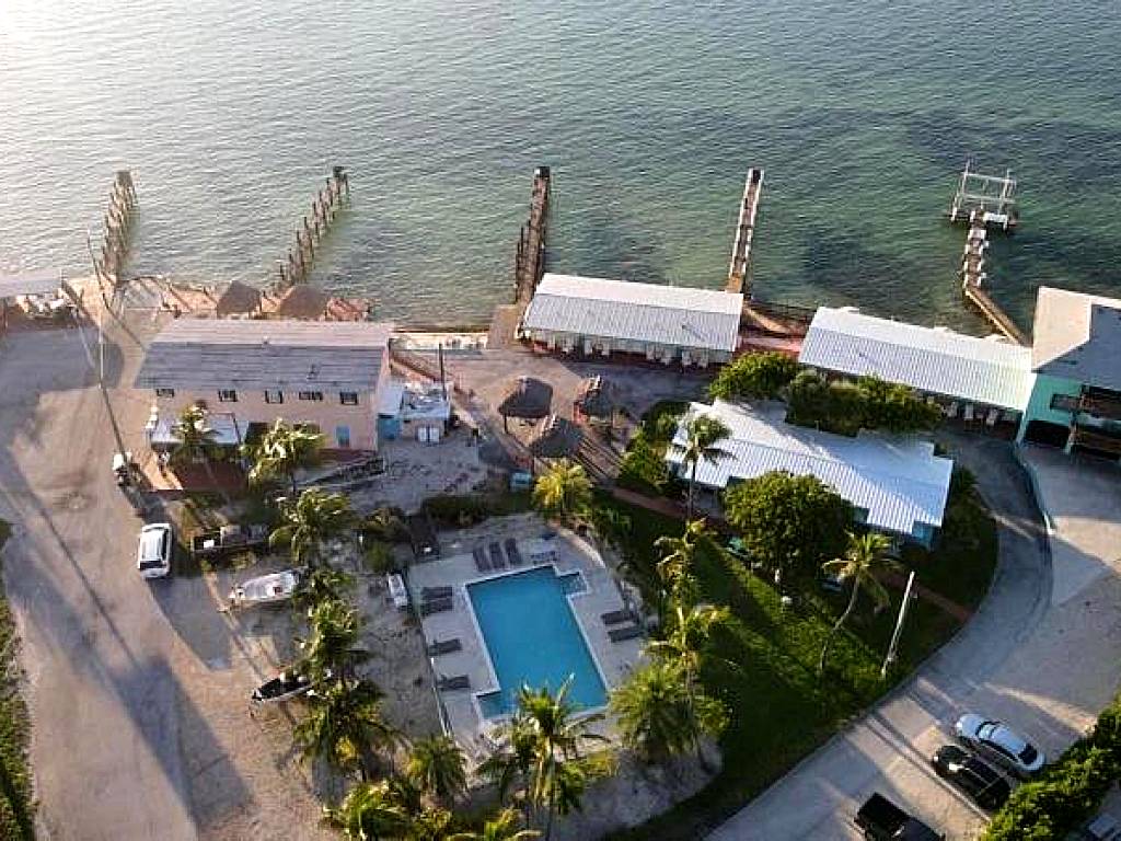 Edgewater Lodge (Layton)