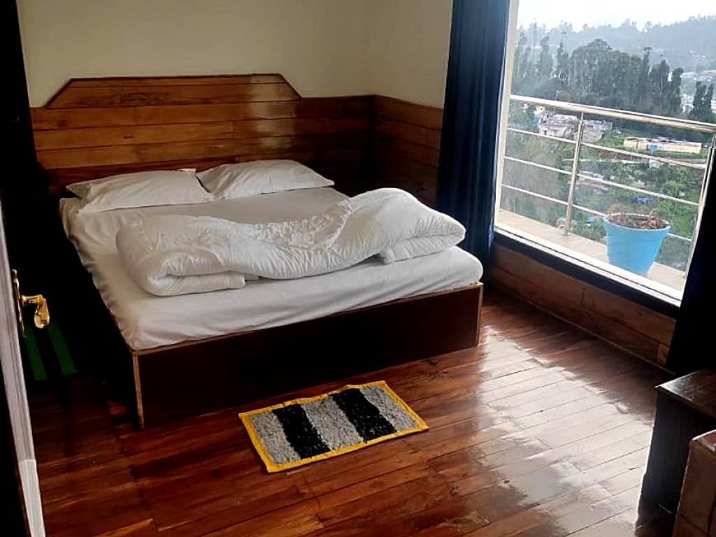 THE JACKS HILLTOP RESORT KODAI: Deluxe Queen Suite