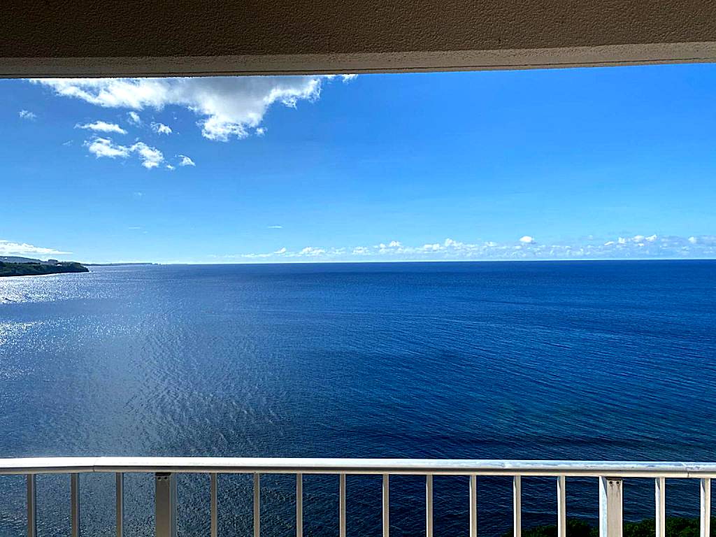 Hotel Nikko Guam: Deluxe Ocean Front Room with One Extra Bed