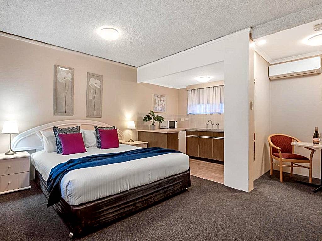 Katoomba Town Centre Motel: Queen Suite with Spa Bath