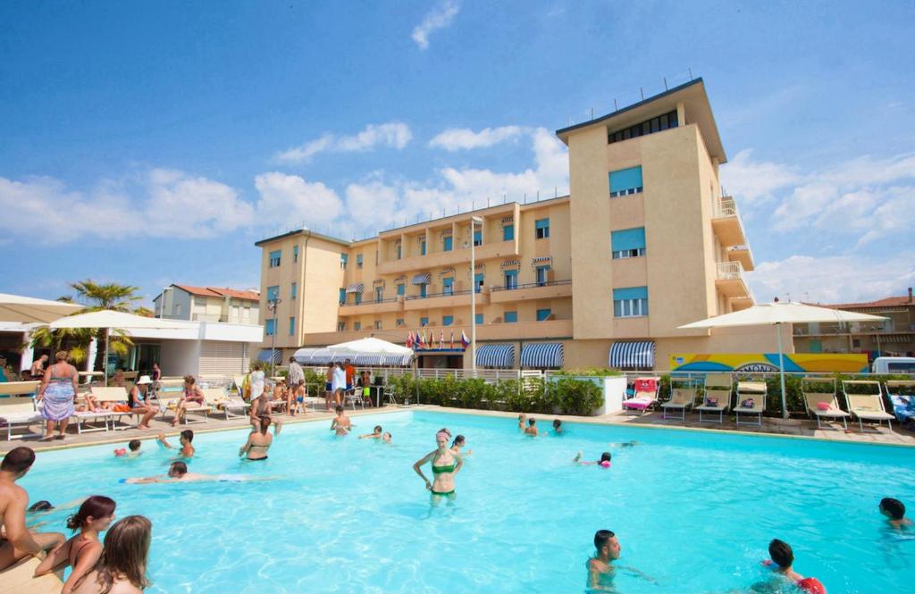 ISA-Residence in Cecina a few meters from the beach