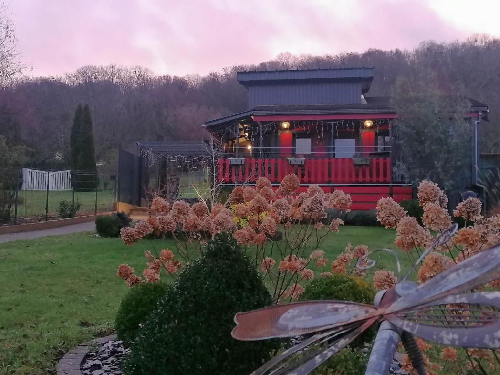 TiNY HOUSE LE CHALET