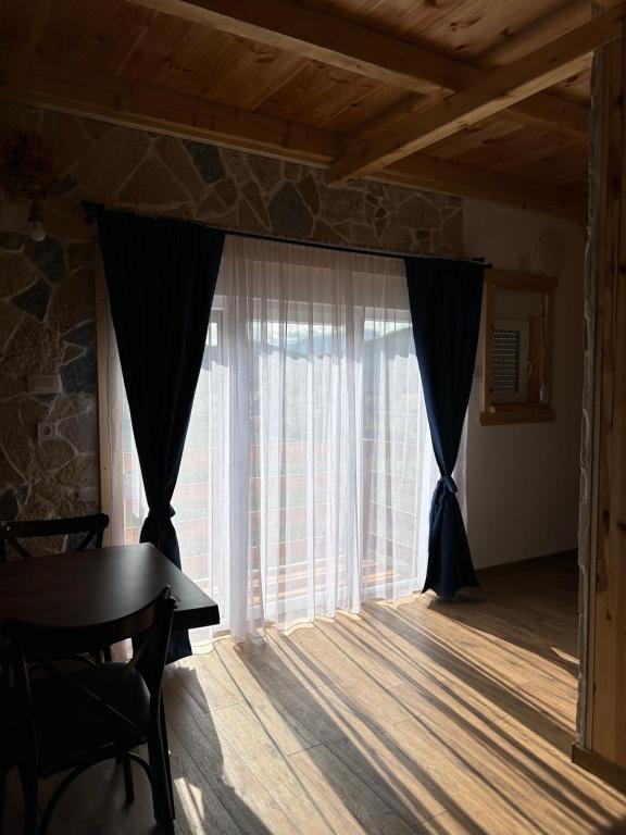 Nomad Lodge Zminica