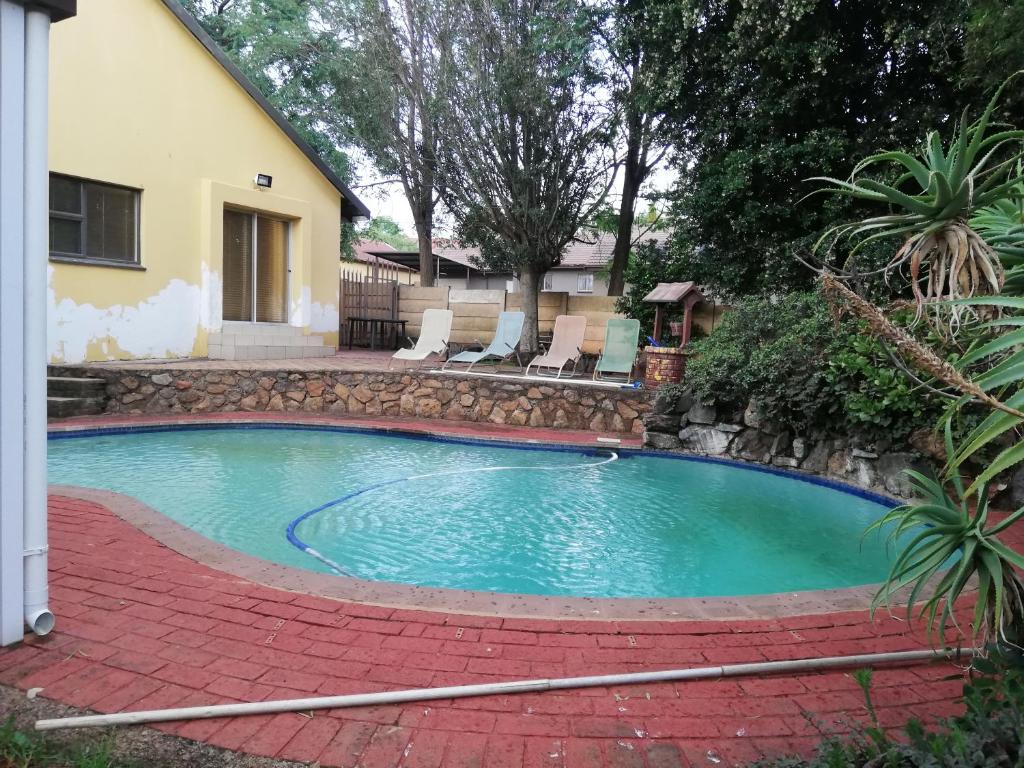 Rocky Ridge Guest House 2 SELF CATERING - No Alcohol allowed