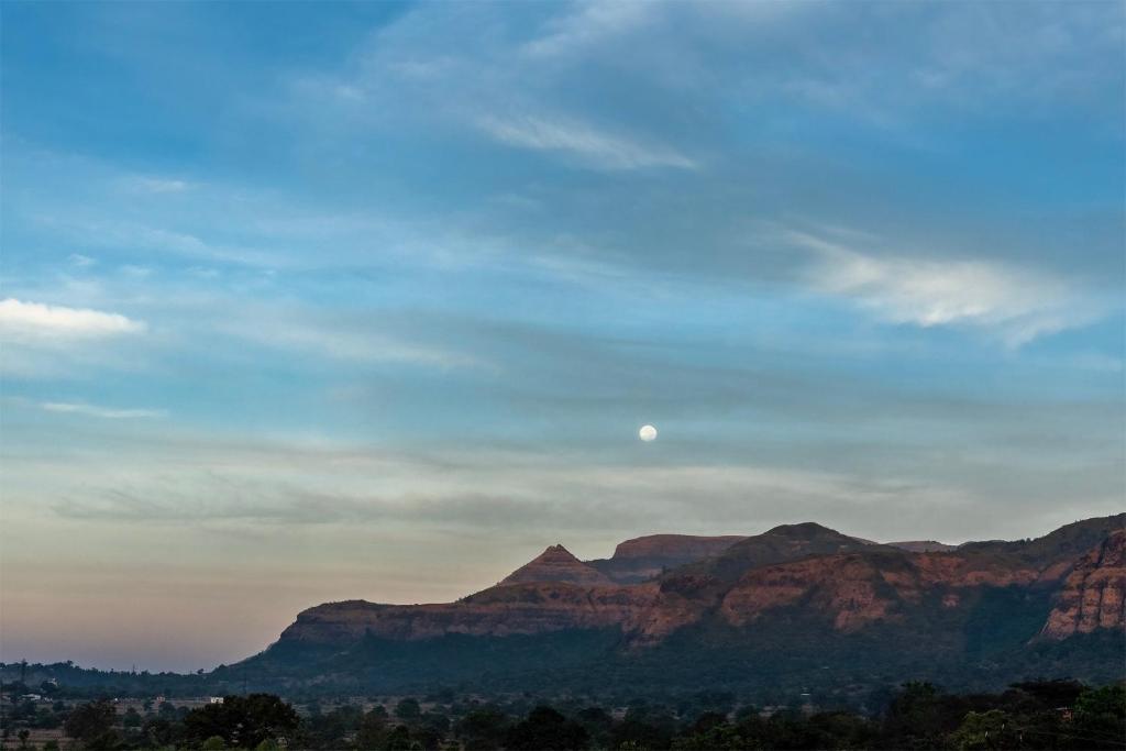CosmicStays Afita Mohari- An Eco-friendly Lake Retreat at Tamhini