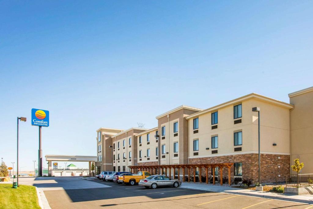 Comfort Inn & Suites