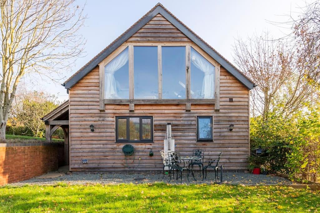 Delightful Country Cottage in a lovely rural area