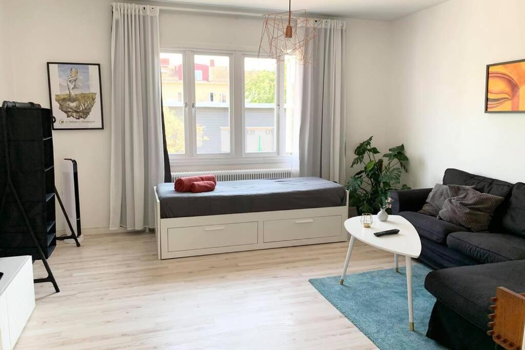 Toppmodern familjelägenhet nära Kalmar slott och långviksbadet
