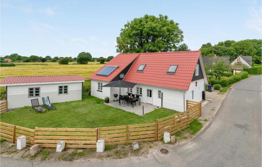 Beautiful Home In rskbing With 3 Bedrooms And Wifi