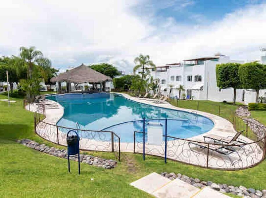 Casa bonita en Tequesquitengo