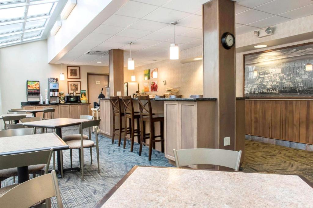Days Inn by Wyndham Penn State
