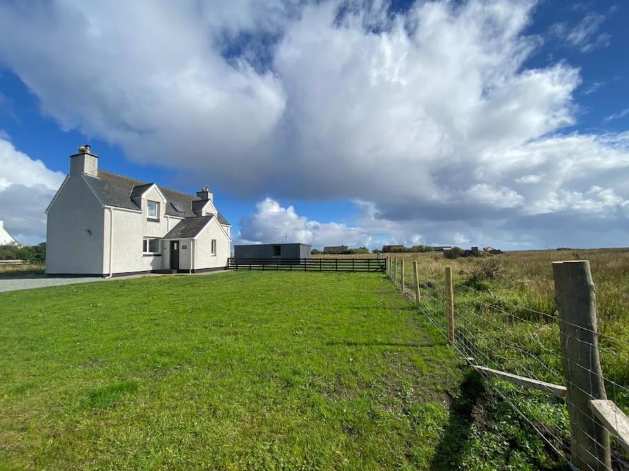 Kinnoull House near Stornoway Hot Tub/Pet Friendly
