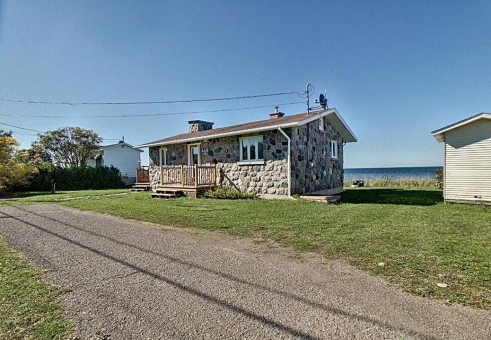 Le petit chalet de pierres