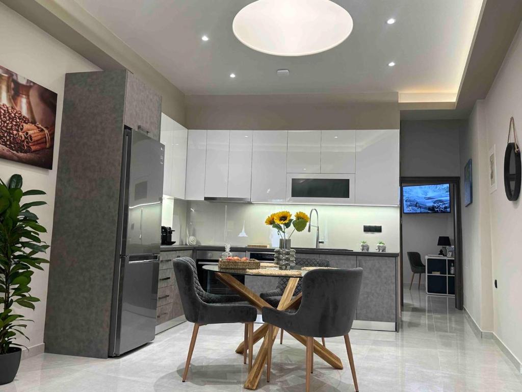 Menda Suite