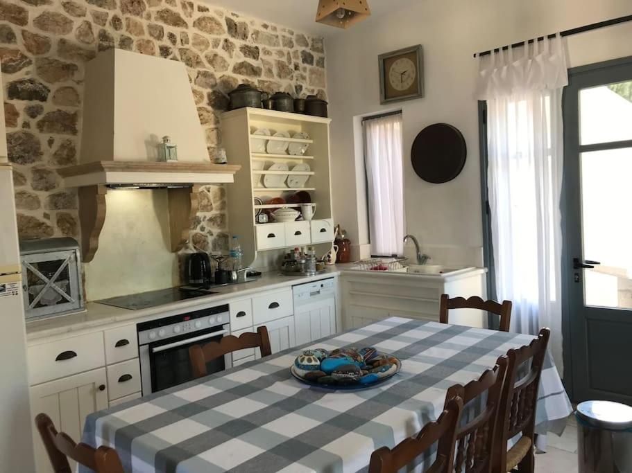Semini Villa