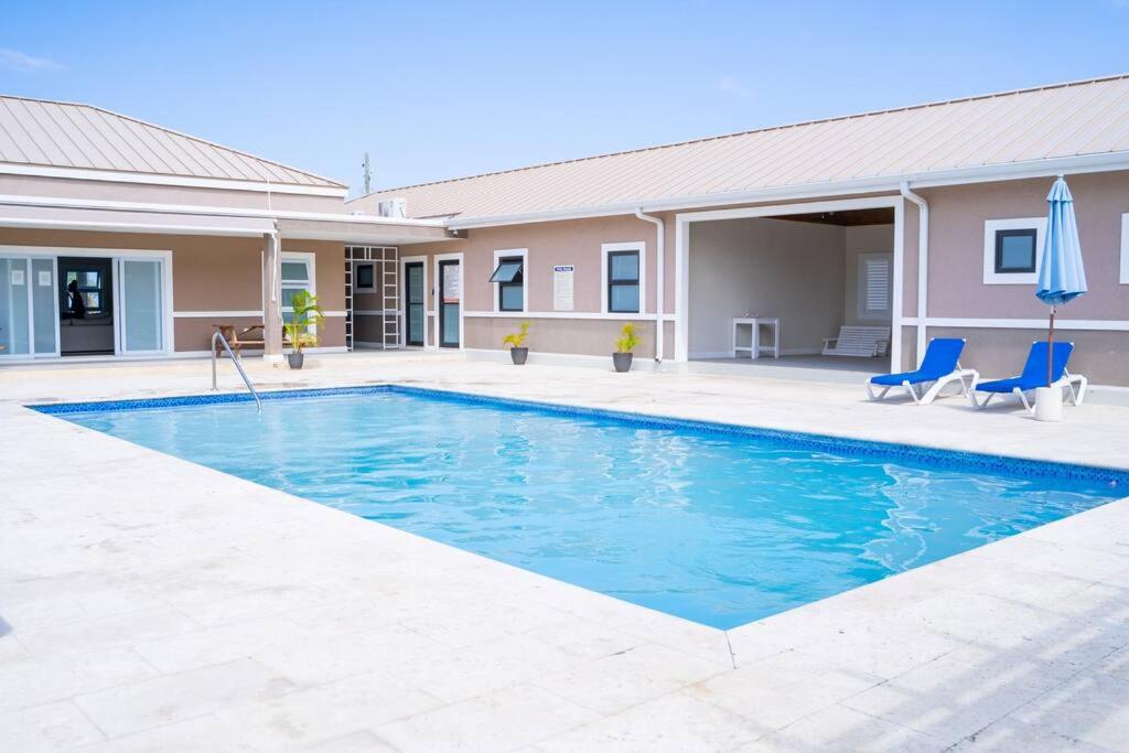 Bliss at OceanPointe - 3BR Villa in Gated Community, Lucea, Jamaica