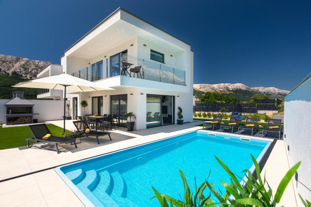 Villa Supernus II
