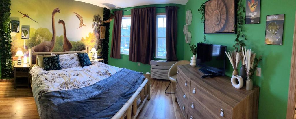 Jurassic Dino Suite Jiminy-Must See Sleeps 4