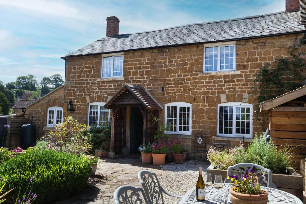 Hurdler's Cottage